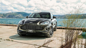 Aston Martin DBX