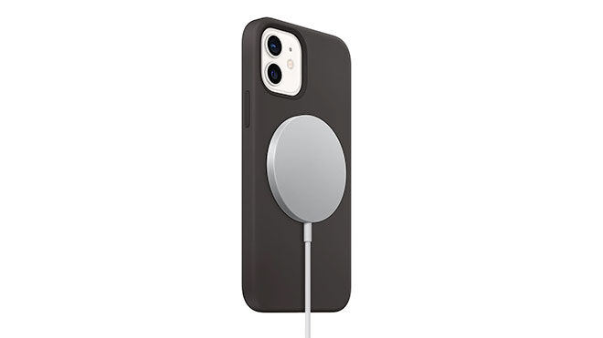iPhone 12 MagSafe
