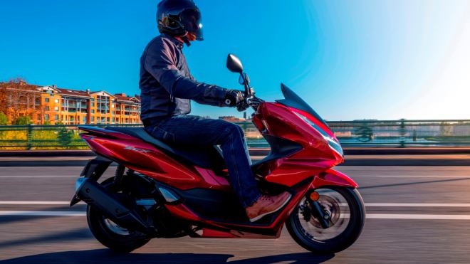 2021 Honda PCX 125 price and highlights