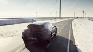 Porsche Taycan Cross Turismo
