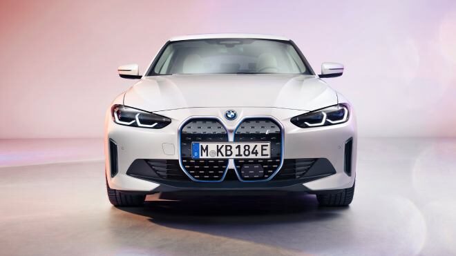 BMW i4