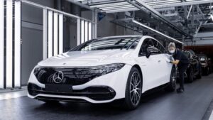 Mercedes EQS