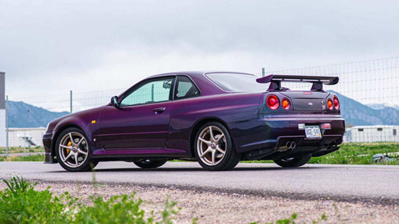 Rekor fiyata satılan Nissan Skyline GT-R R34 "Midnight Purple II" - LOG