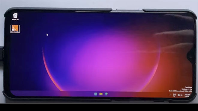 OnePlus 6T üzerinde Windows 11 çalıştırıldı, oyun oynandı [Video]