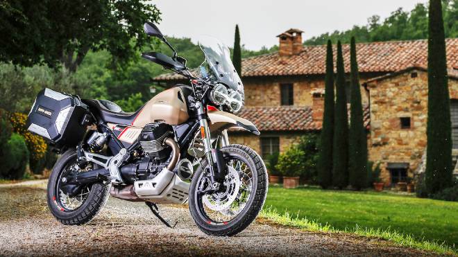 Moto Guzzi V85 TT Travel Turkiye ye sat ta i te fiyat ve detaylar LOG