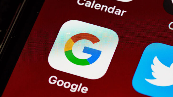 Google, arama sonuçları için mobilde sürekli kaydırmaya geçiyor