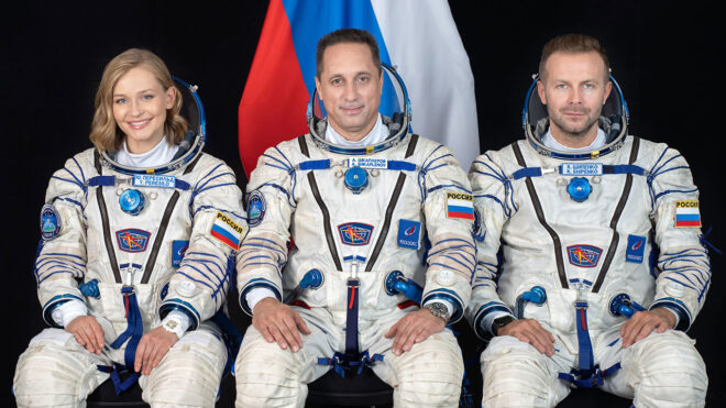ISS’te film çekerek bir ilke imza atan Rus ekip geriye döndü