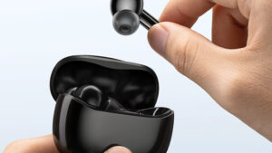 Anker Soundcore R100