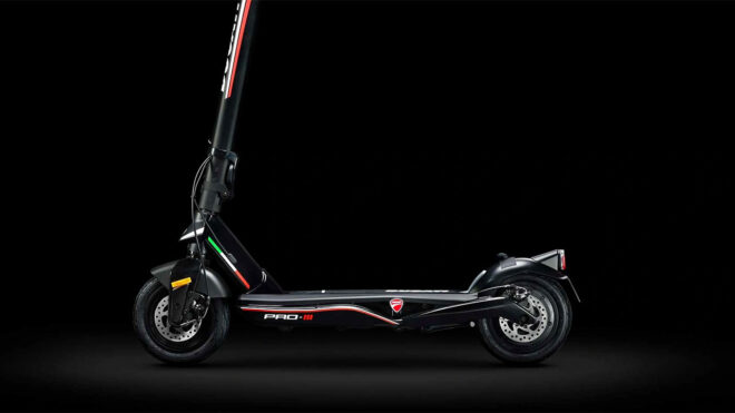 Ducati elektrikli scooter