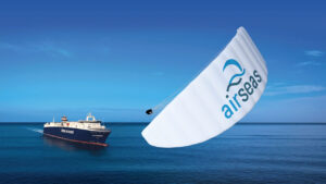 Büyük yakıt tasarrufu hedefleniyor; kargo gemisine yelken