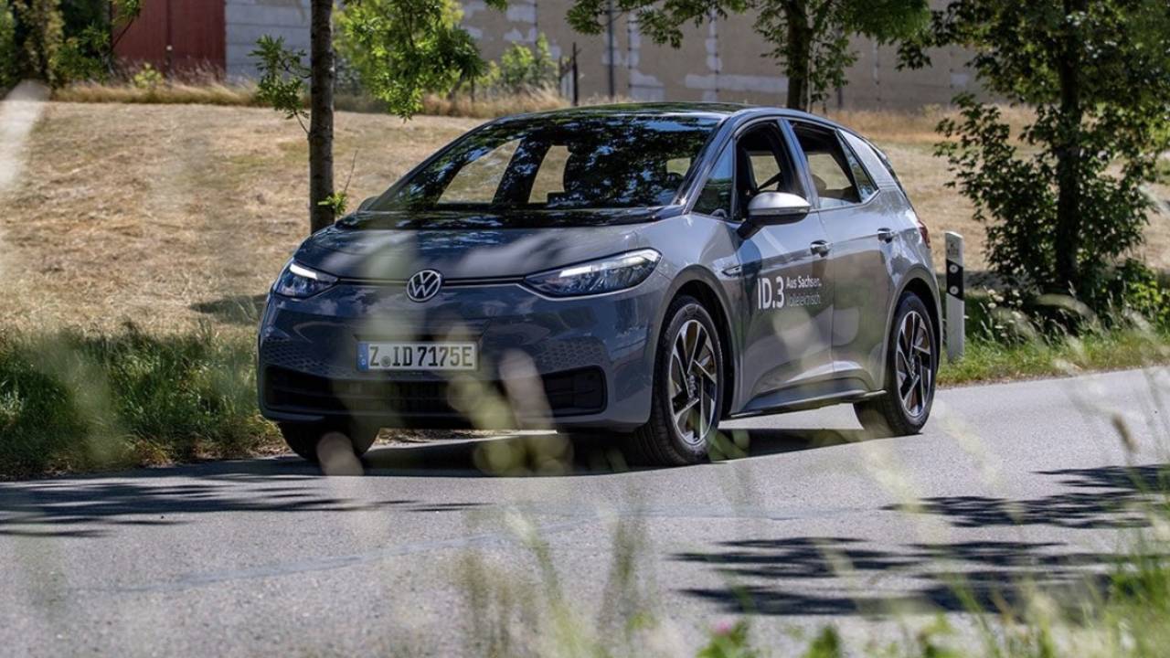 Elektrikli ID.3’ün Almanya’dan İsviçre’ye uzanan yolcuğu Volkswagen’i bile şaşırttı