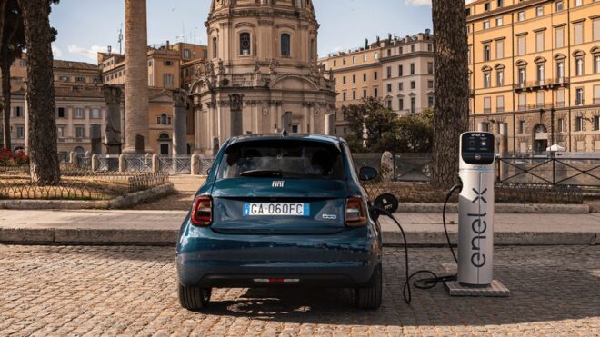 İtalya elektrikli otomobil