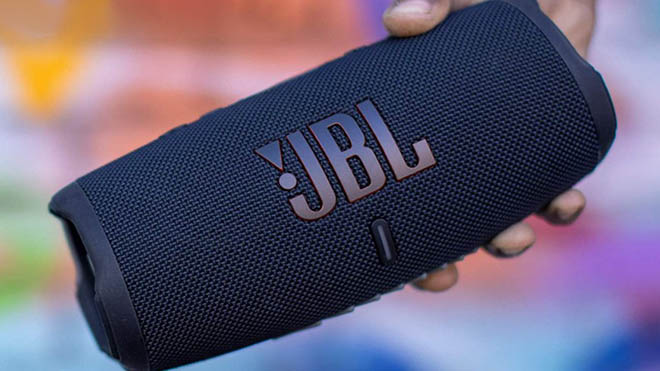 JBL Charge 5