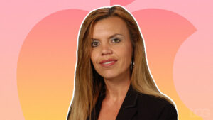 Apple Car Desi Ujkashevic Ford LOG Tasarım