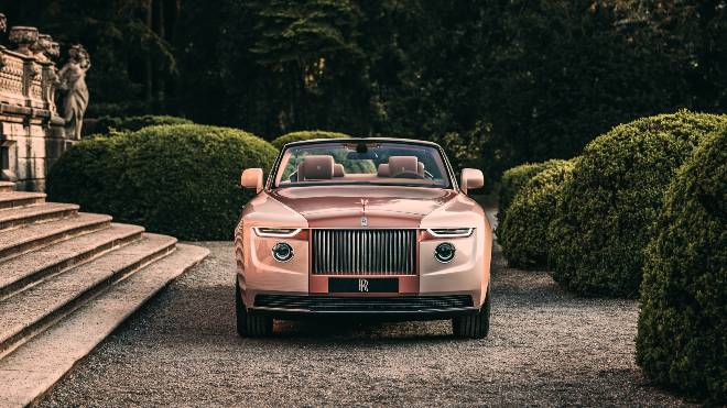 Dünyanın en pahalı otomobili Rolls-Royce Boat Tail, ikinci kez karşımızda