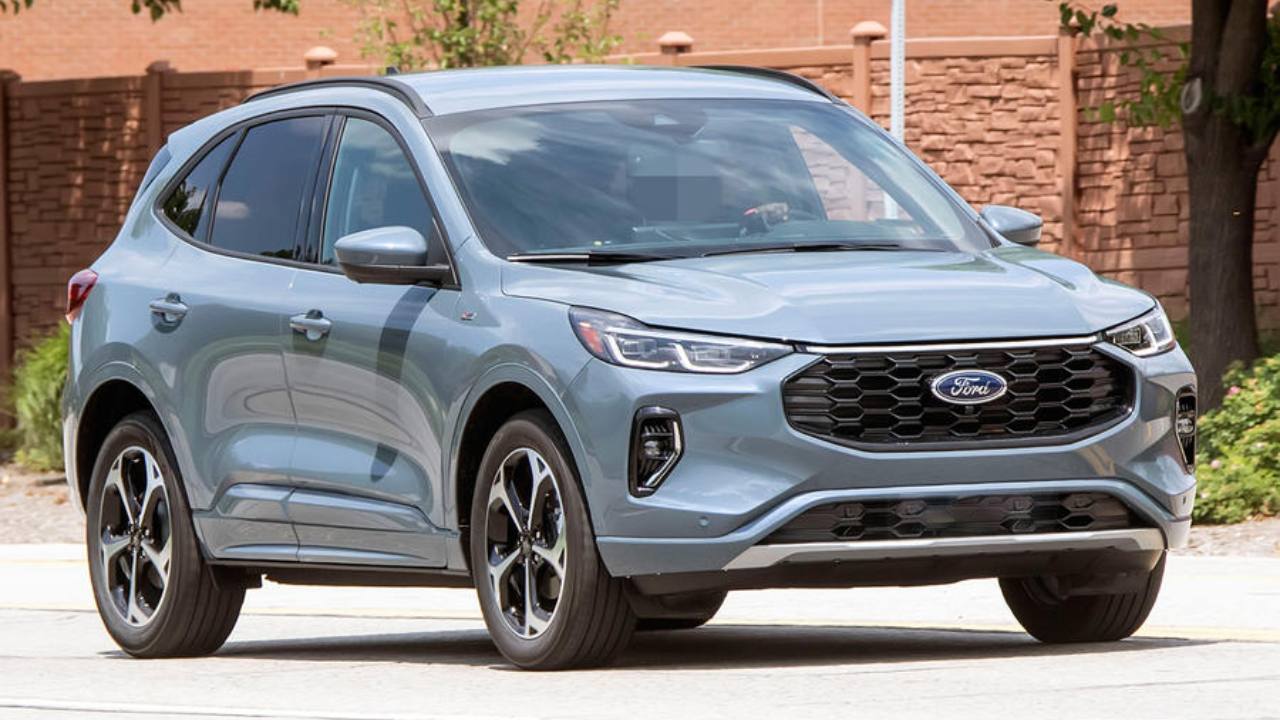 2023 Ford Kuga; makyajlı versiyon net şekilde kameralara yakalandı 1