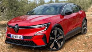 Renault, Mégane E-TECH ile Goodyear ortaklığı duyuruldu