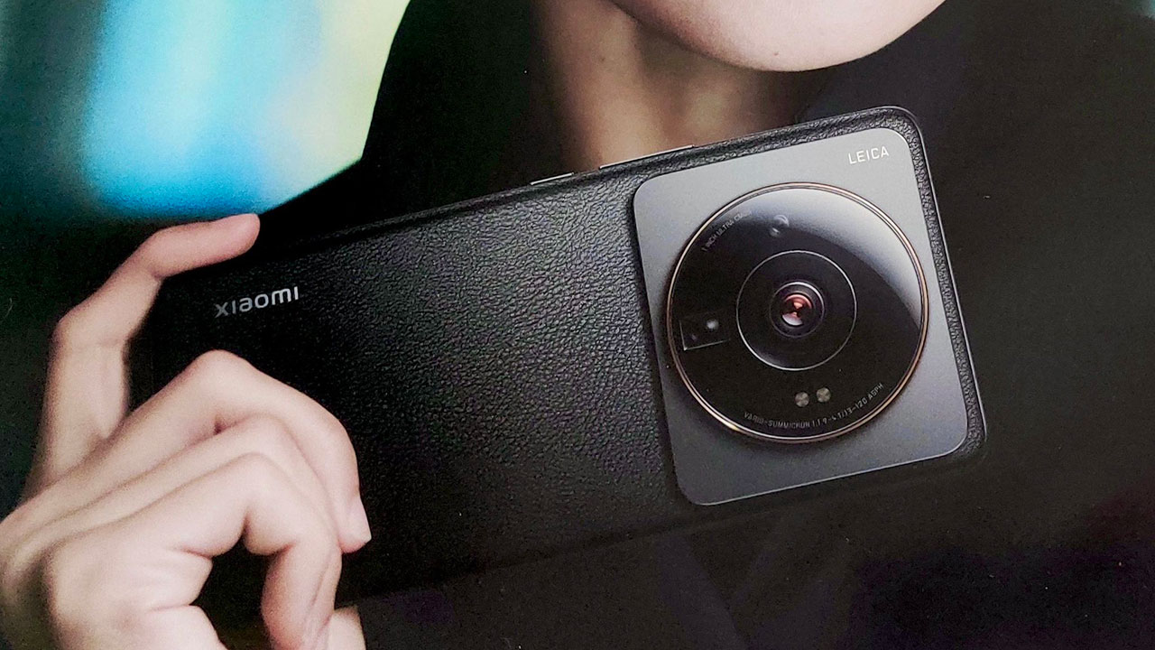 Leica imzalı Xiaomi 12S Ultra için arka tasarım gösterildi