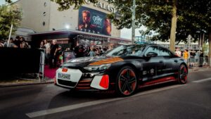 The Gray Man filmi ile Audi ortaklığı beğeni topluyor