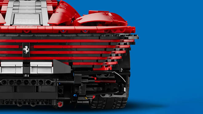 LEGO Ferrari Daytona SP3