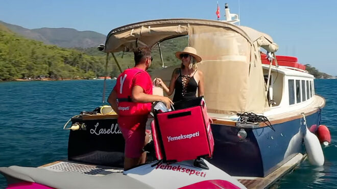 Yemeksepeti Jet Ski