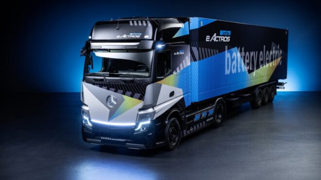 Mercedes eActros LongHaul