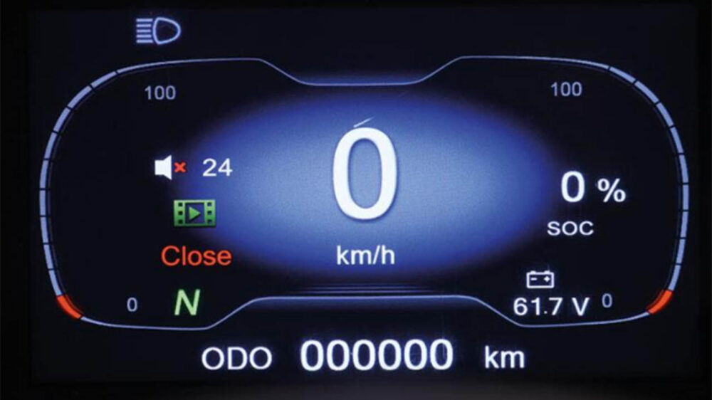 RKS M5 elektrikli otomobil