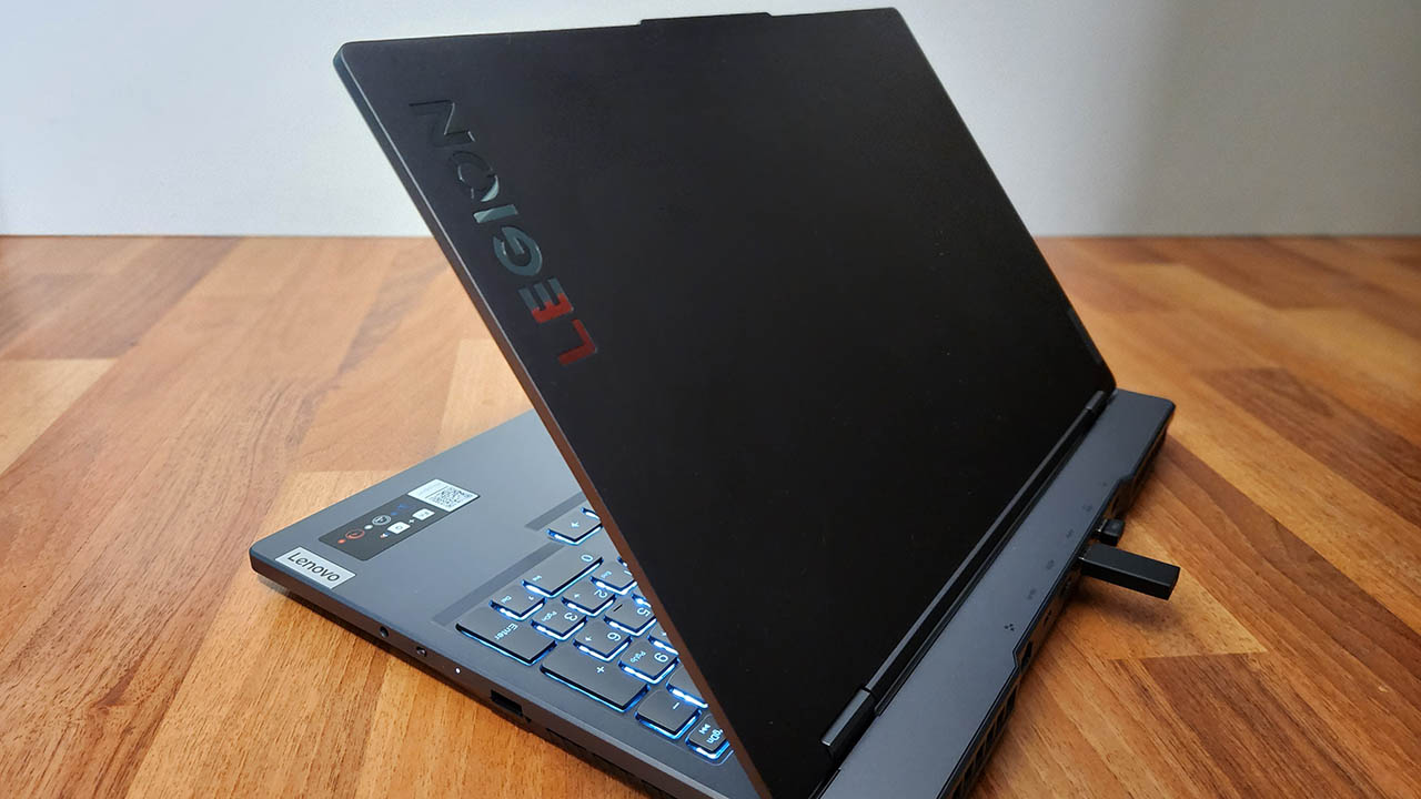 Lenovo