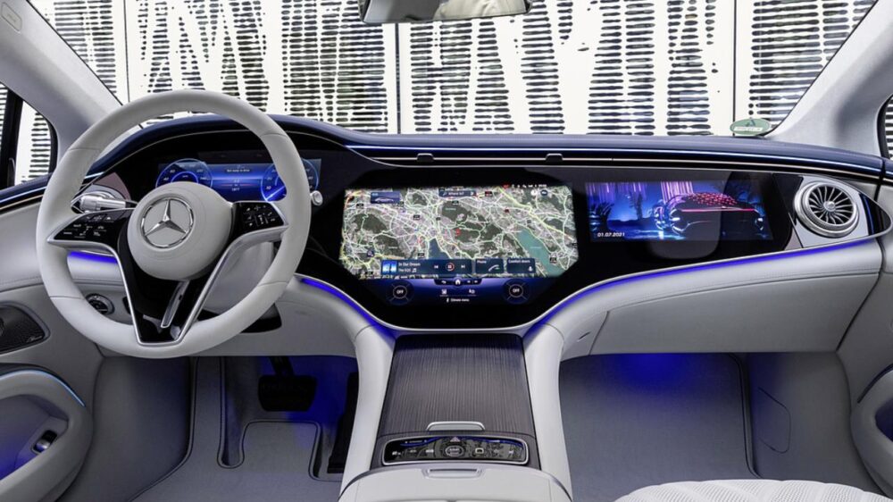 Hyperscreen: Mercedes deneyiminde devrim