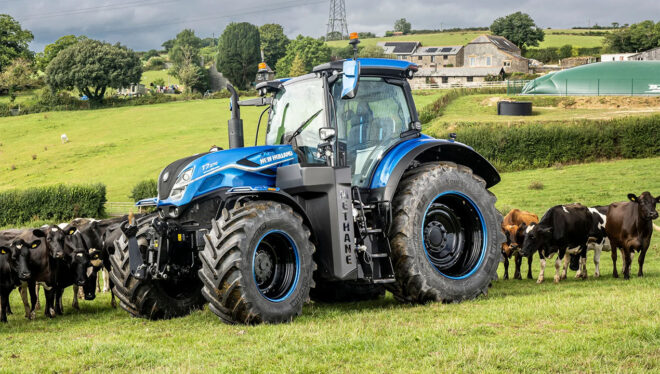 New Holland T7 Methane Power LNG