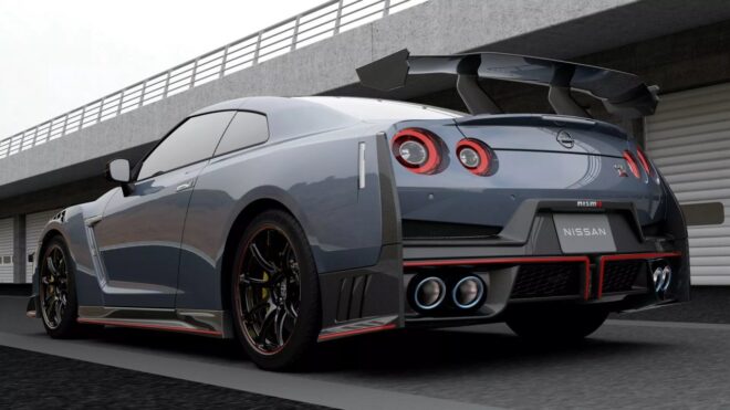 Nissan GTR