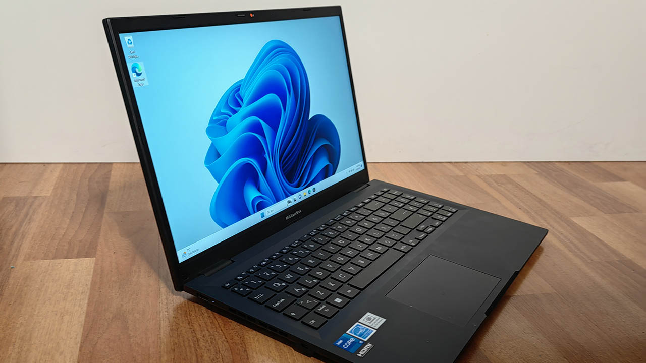 ASUS Expertbook B1502