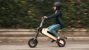 elektrikli scooter: Tom