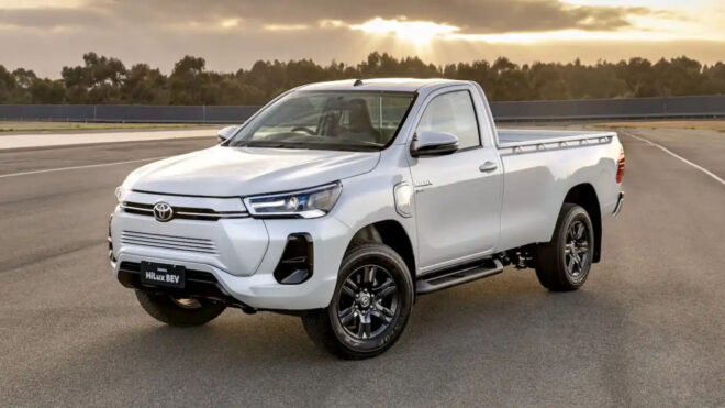 Toyota HiLux BEV