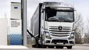 Daimler Truck ve Linde