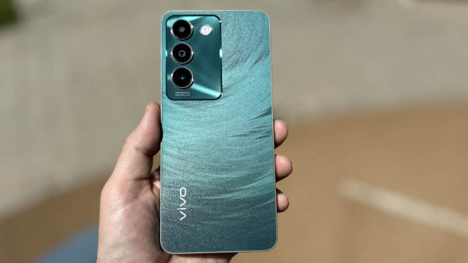 vivo V30 Lite