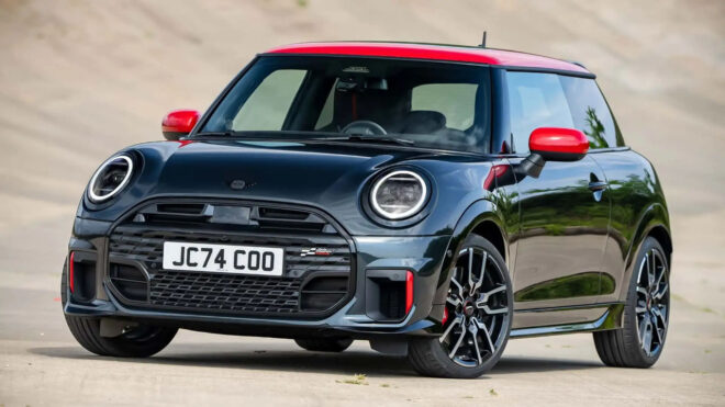 Benzinli yeni Mini John Cooper Works