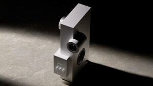 Transparent'tan tasarımıyla dikkat çeken hoparlör: "Brutalist"