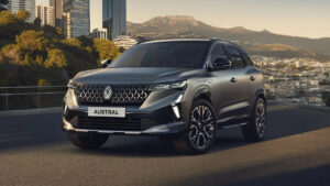 Makyajlı yeni Renault Austral görücüye çıkarıldı