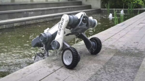 Arazi canavarı robot köpek için yeni sürüm geldi [Video]