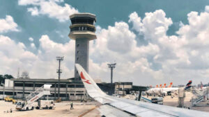 ABD hava trafik kontrol ekiplerinin hâlen Windows 95 ve disketlerle çalıştığı ortaya çıktı