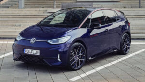 Volkswagen ID.3 GTX için hazırlanan "Fire+Ice" sürümü tanıtıldı.