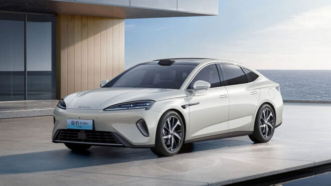 Makyajlı BYD Seal 07 DM-i, 29 Ağustos’ta tanıtılacak