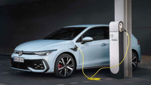 Volkswagen Tayron, Tiguan, Golf ve Passat Variant'ın PHEV versiyonları Türkiye'ye geliyor