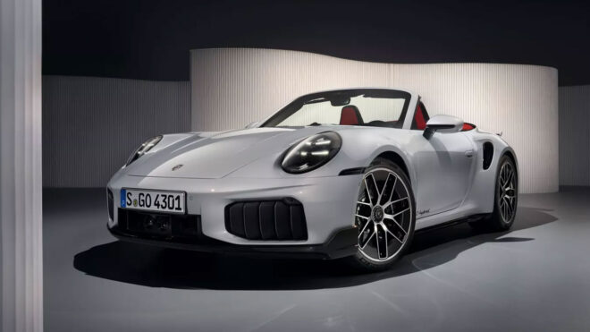 Yeni Porsche 911 Turbo S görücüye çıkarıldı