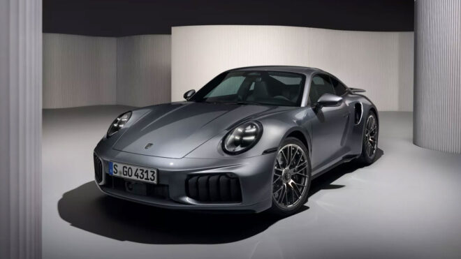 Yeni Porsche 911 Turbo S görücüye çıkarıldı