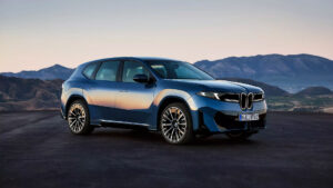 Neue Klasse temelli ilk araç olan yeni BMW iX3 tanıtıldı