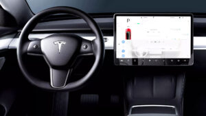 Tesla araçlara yeni "düşük güç modu" eklendi
