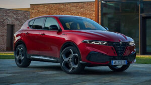 Makyajlı Alfa Romeo Tonale görücüye çıkarıldı