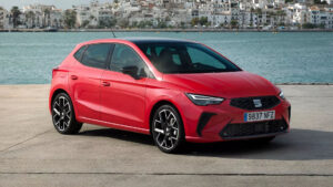 Makyajlı Seat Ibiza ve Arona görücüye çıkarıldı.